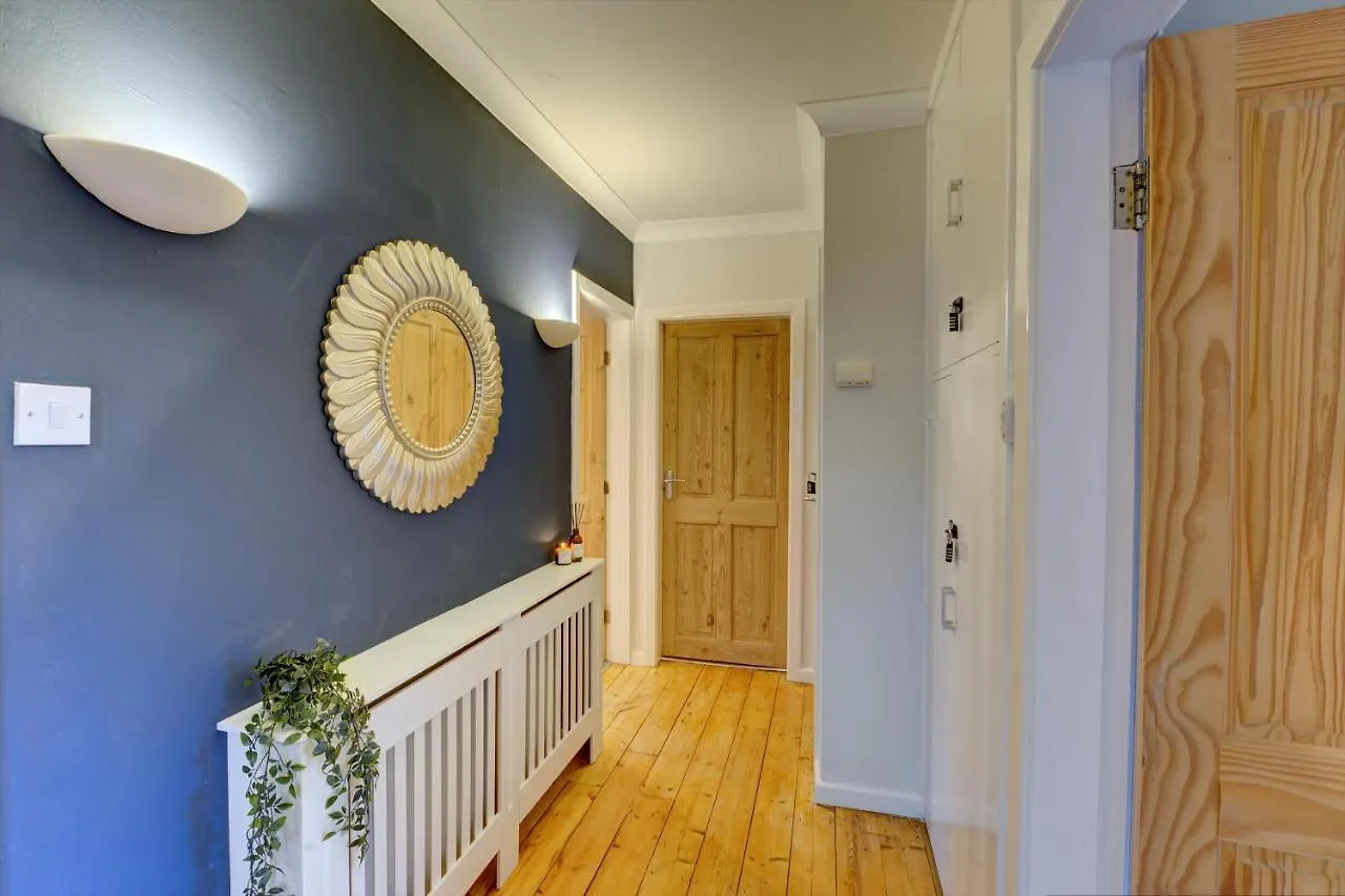 Kist Accommodates - Stylish Headingley Apartment - Parking - 500 Mps Wifi Meanwood Royaume-Uni
