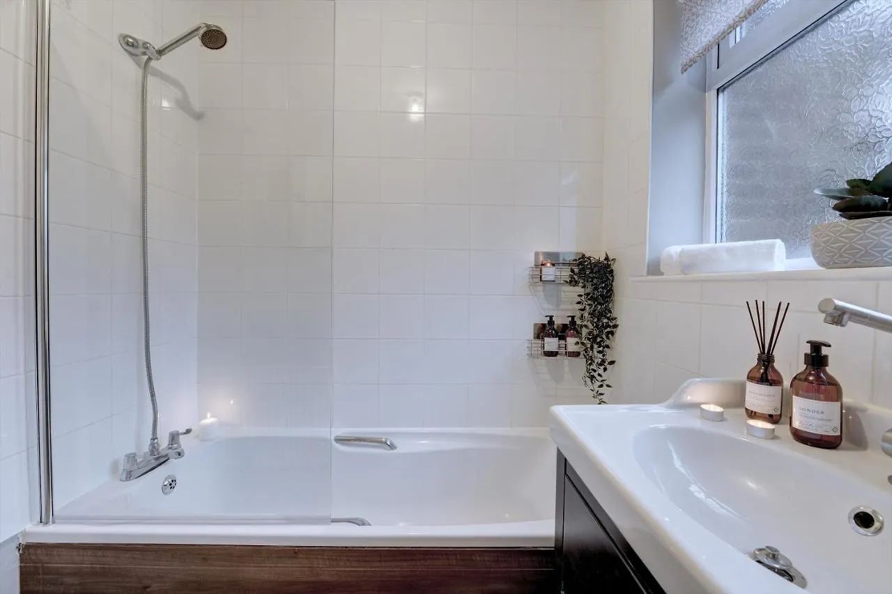 Kist Accommodates - Stylish Headingley Apartment - Parking - 500 Mps Wifi Meanwood Royaume-Uni